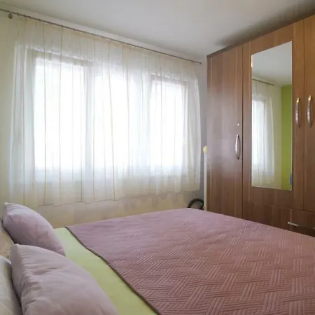 Apartment Ivana *